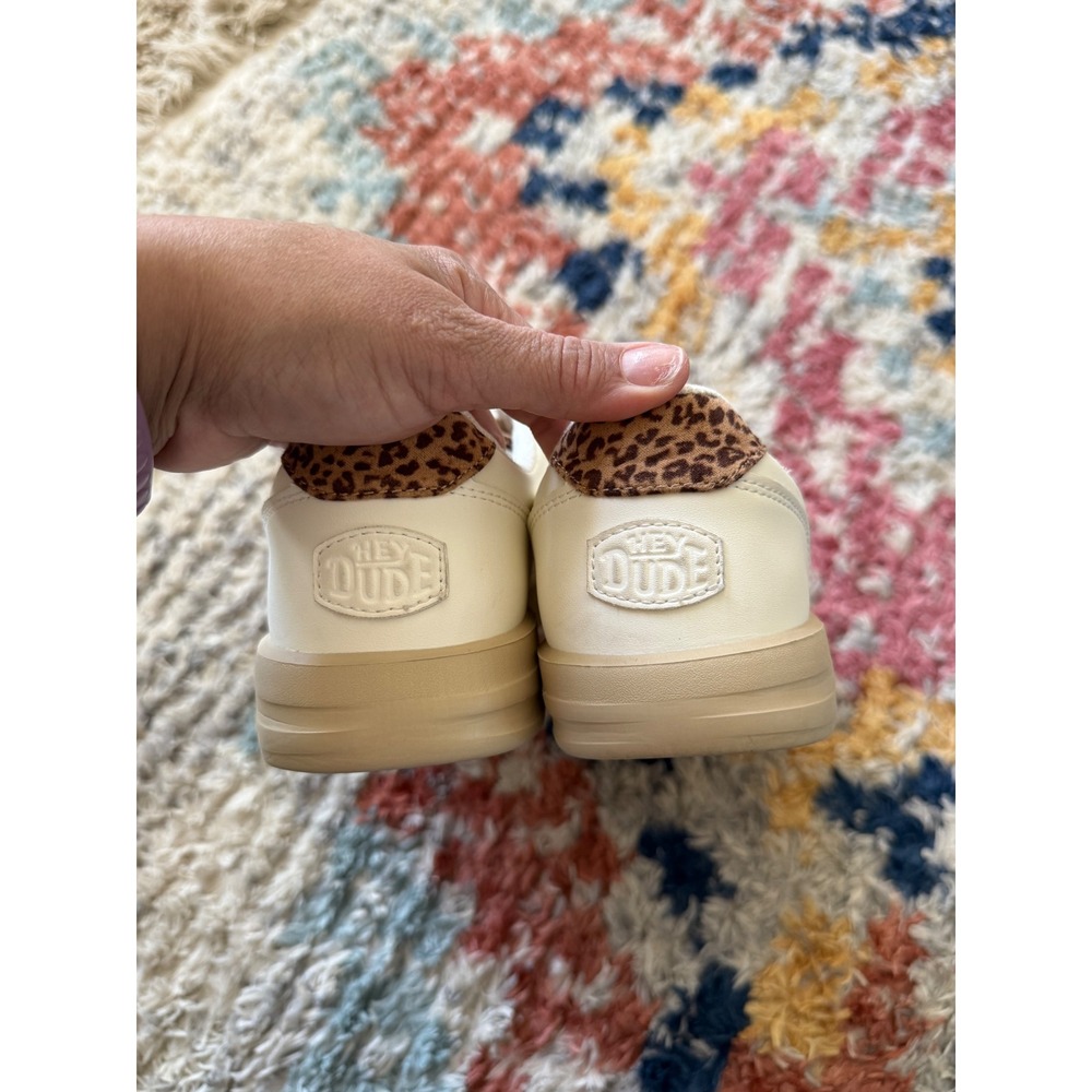 HEYDUDE Karina Duo Classic Women's 9 Ivory Leopard Sneaker Worn Once - Picture 7 of 10
